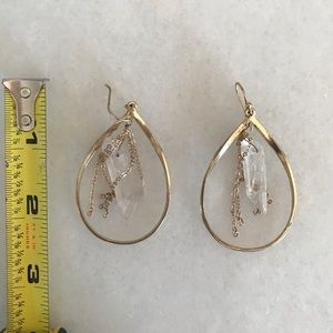 Drop earrings, gold and crystal.